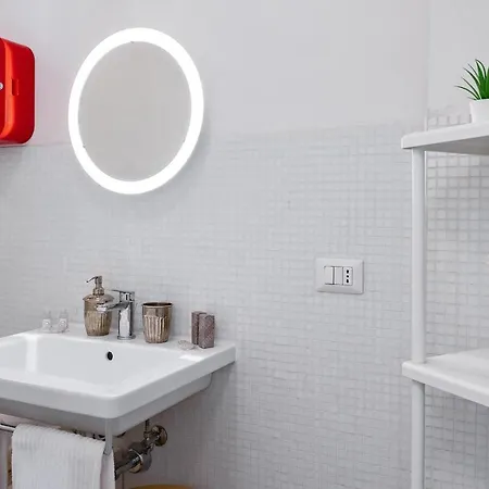 아파트 Via Avelli, 4 - Charming - Delightful And Bright 3rd-floor Without Elevator, Overlooking One Of Florence's Beautiful Squares, Exceptionally Located For Exploring The 피렌체