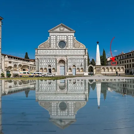 Charm: Piazza View *
