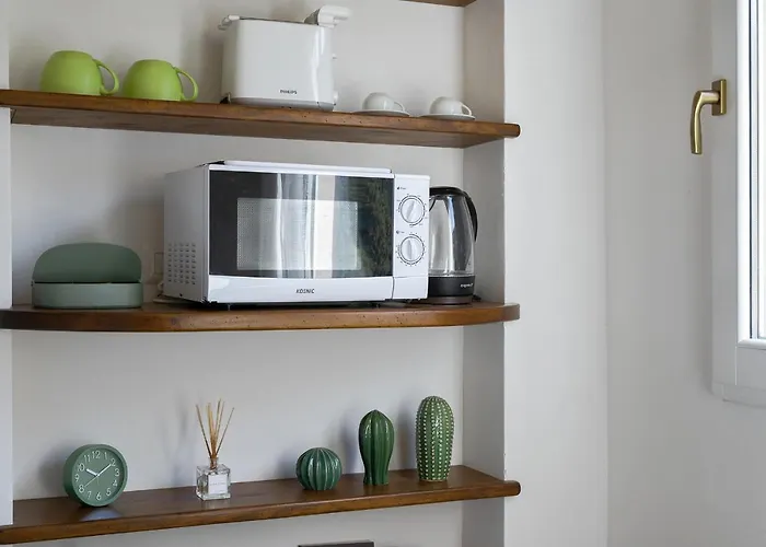 Via Avelli, 4 - Daniela - Charming - Delightful And Bright 3rd-floor Without Elevator, Overlooking One Of Florence's Beautiful Squares, Exceptionally Located For Exploring The *