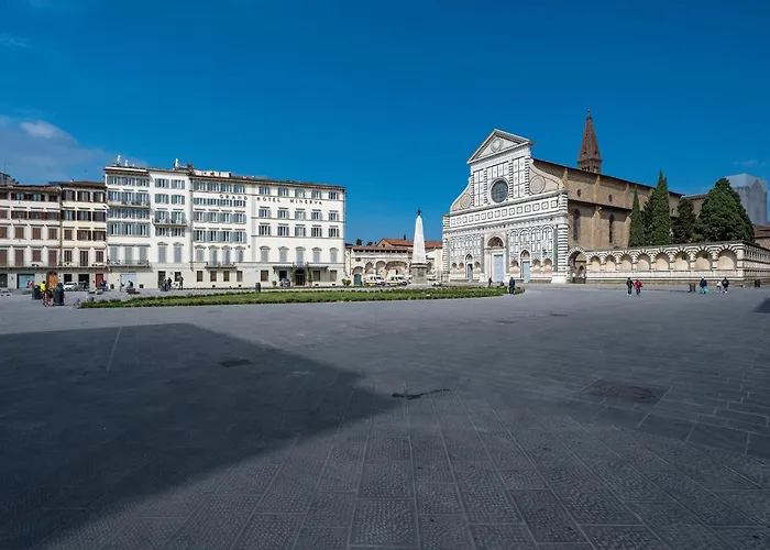 Daire Via Avelli, 4 - Daniela - Charming - Delightful And Bright 3rd-floor Without Elevator, Overlooking One Of Florence's Beautiful Squares, Exceptionally Located For Exploring The Floransa
